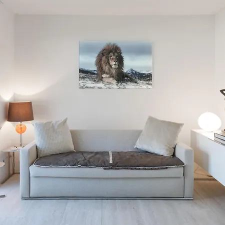 713 Apartment